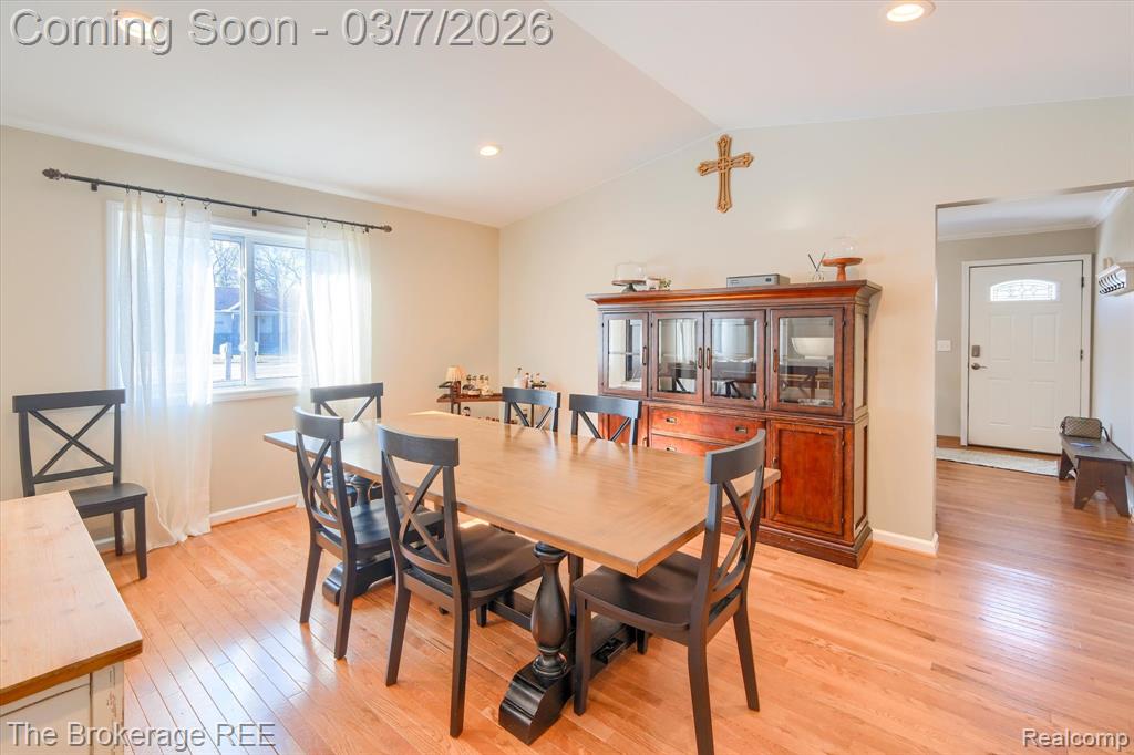 4405 Green Lake Road, West Bloomfield, MI 48323 — Photo 14