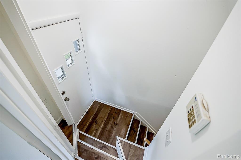 449 Burton Court, Ypsilanti, MI 48197 — Photo 38