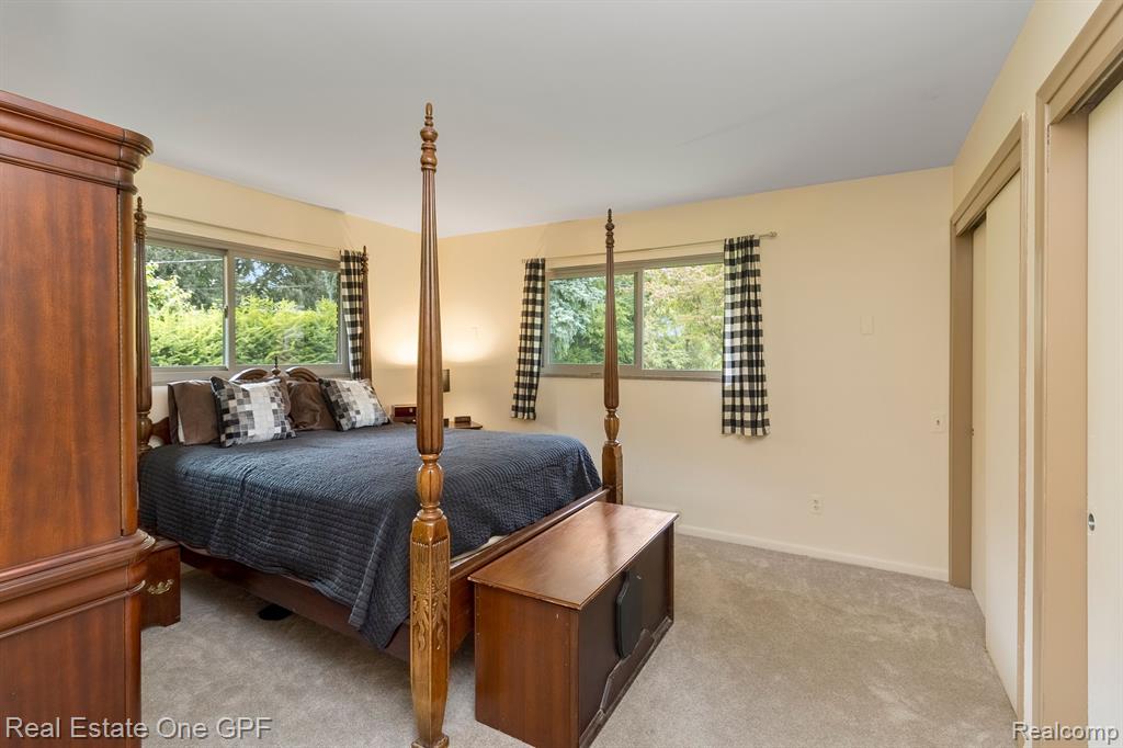 60 MOORLAND Drive, Grosse Pointe Shores, MI 48236 — Photo 40