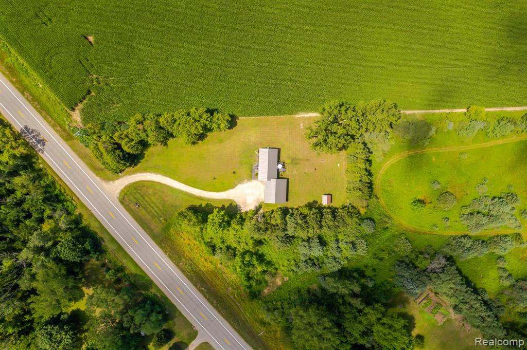 2204 S Van Dyke Road, Bad Axe, MI 48413 — Photo 31