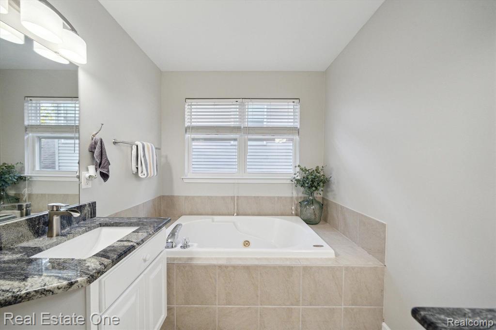 791 Milford Glen Court, Milford, MI 48381 — Photo 24