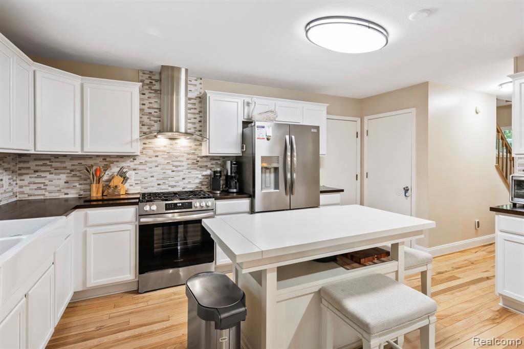 6550 Avon Drive, Brighton, MI 48116 — Photo 8