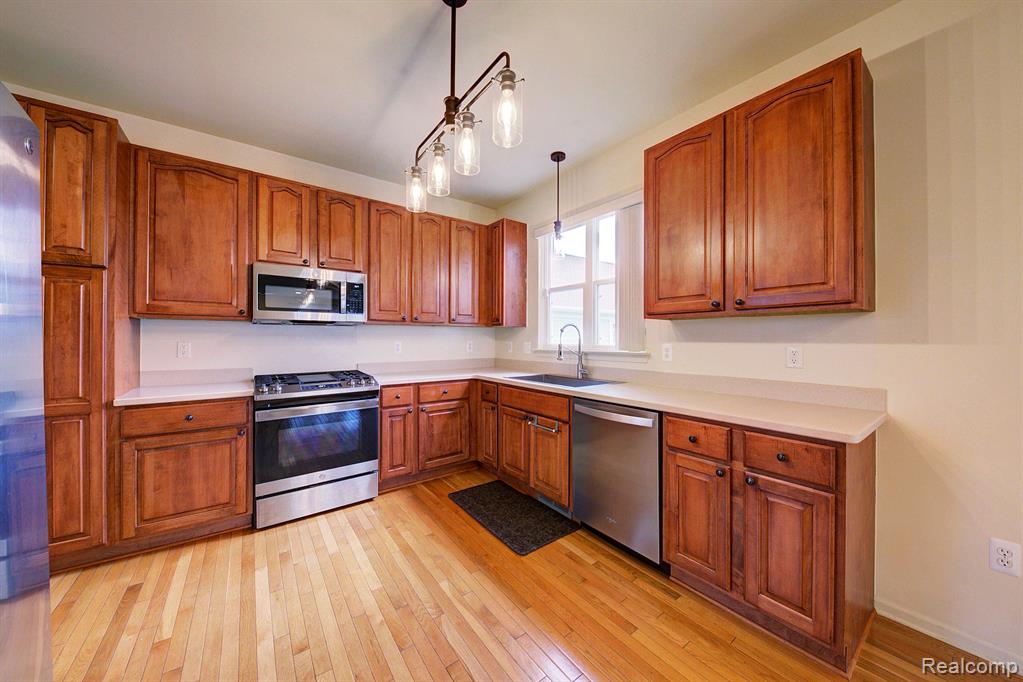 42551 Whitman Way, Novi, MI 48377 — Photo 7