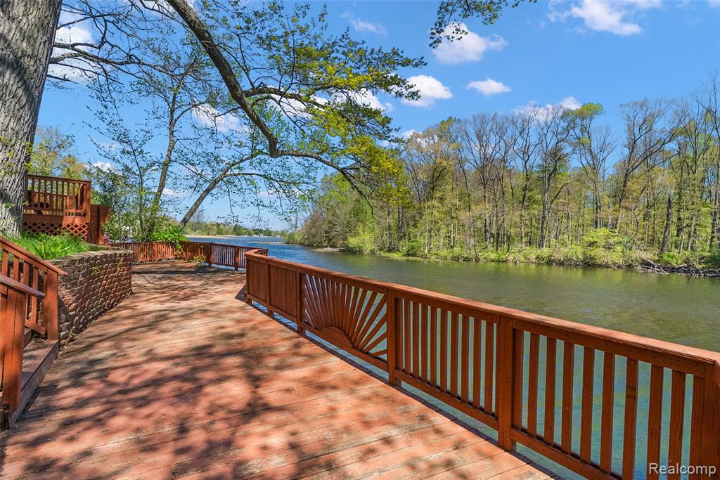 2475 S Ortonville Road, Ortonville, MI 48462 — Photo 44
