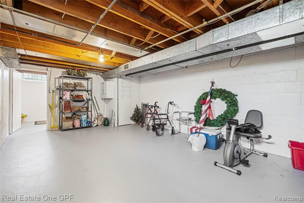 650 Cadieux Road, 1, Grosse Pointe, MI 48230 — Photo 28