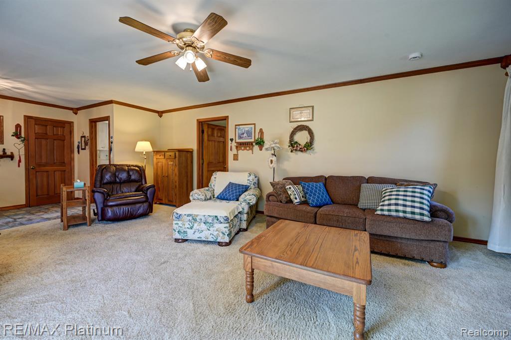 7062 South Fork Drive, Swartz Creek, MI 48473 — Photo 23