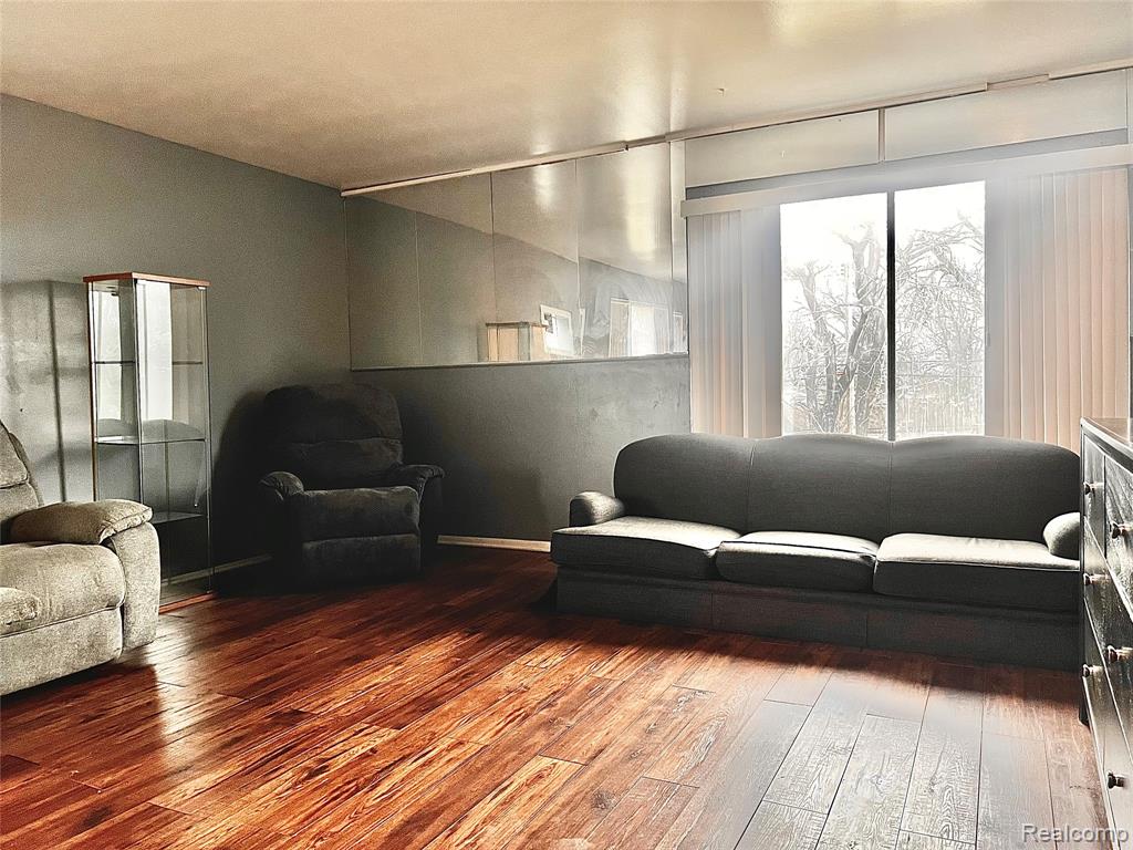 22116 Dante Street, Oak Park, MI 48237