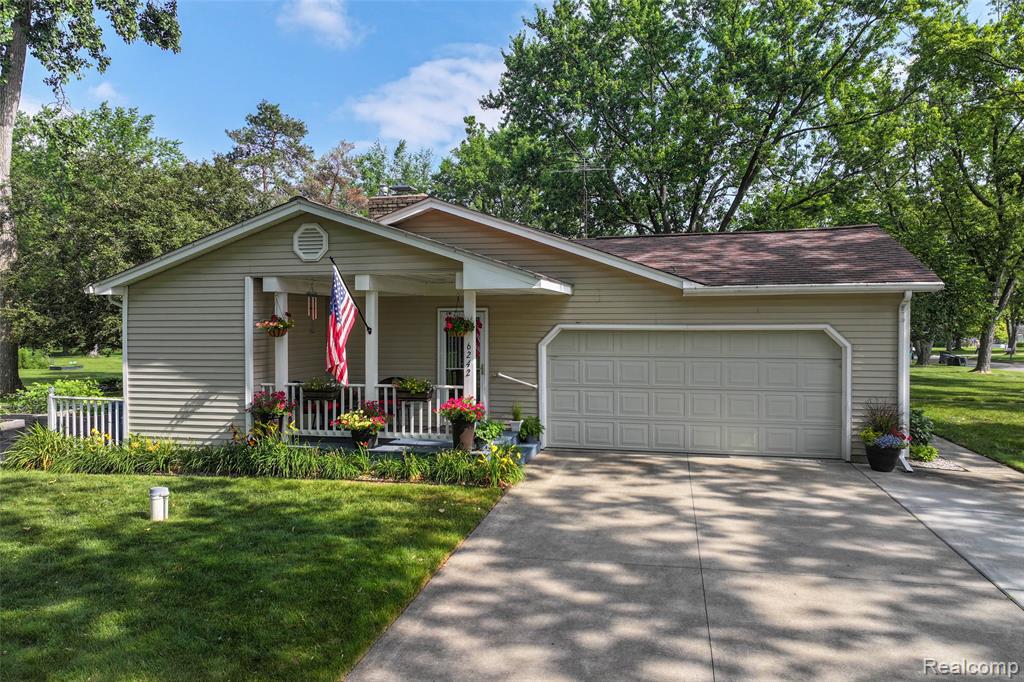 6242 Bedford Avenue, Flint, MI 48507 — Photo 5
