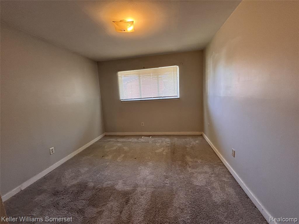 4072 Agnes Ave, Lincoln Park, MI 48146 — Photo 7