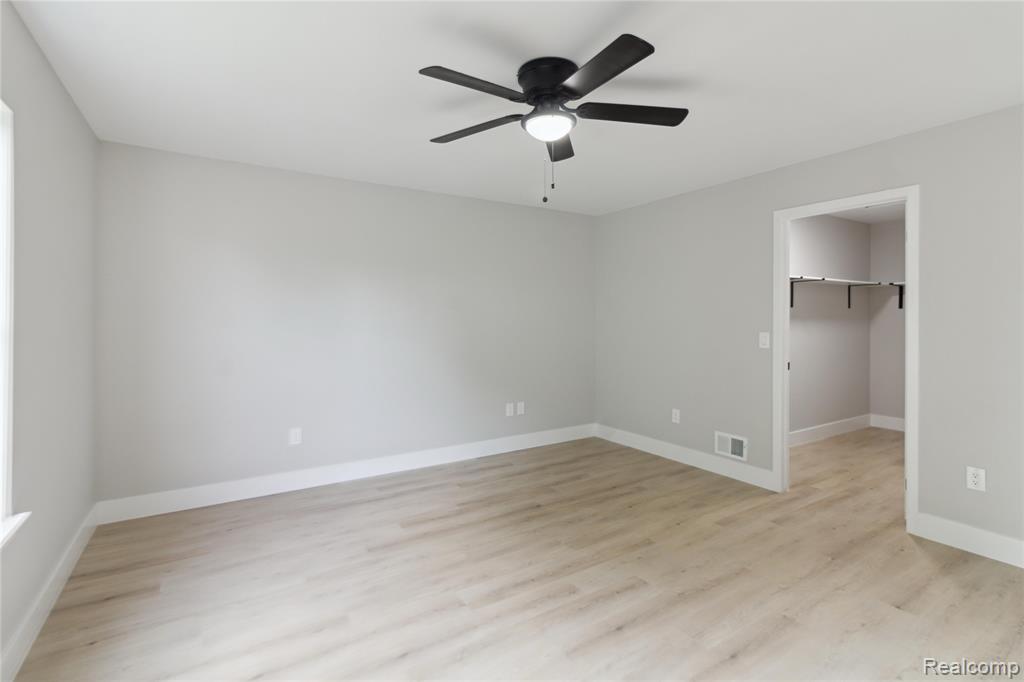 41683 Juniper Circle, Novi, MI 48377 — Photo 17
