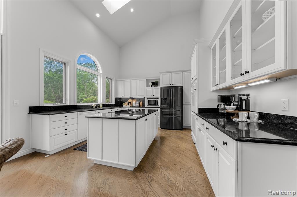 4801 GOODISON PLACE Drive, Rochester, MI 48306 — Photo 30