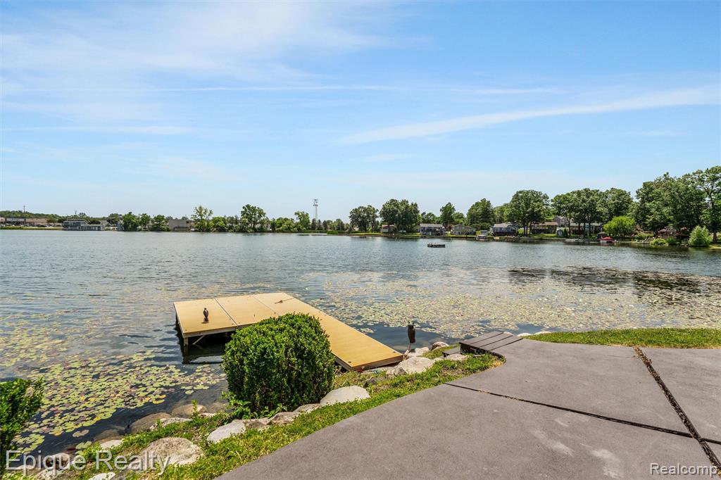 800 Kimberly, Lake Orion, MI 48362 — Photo 26