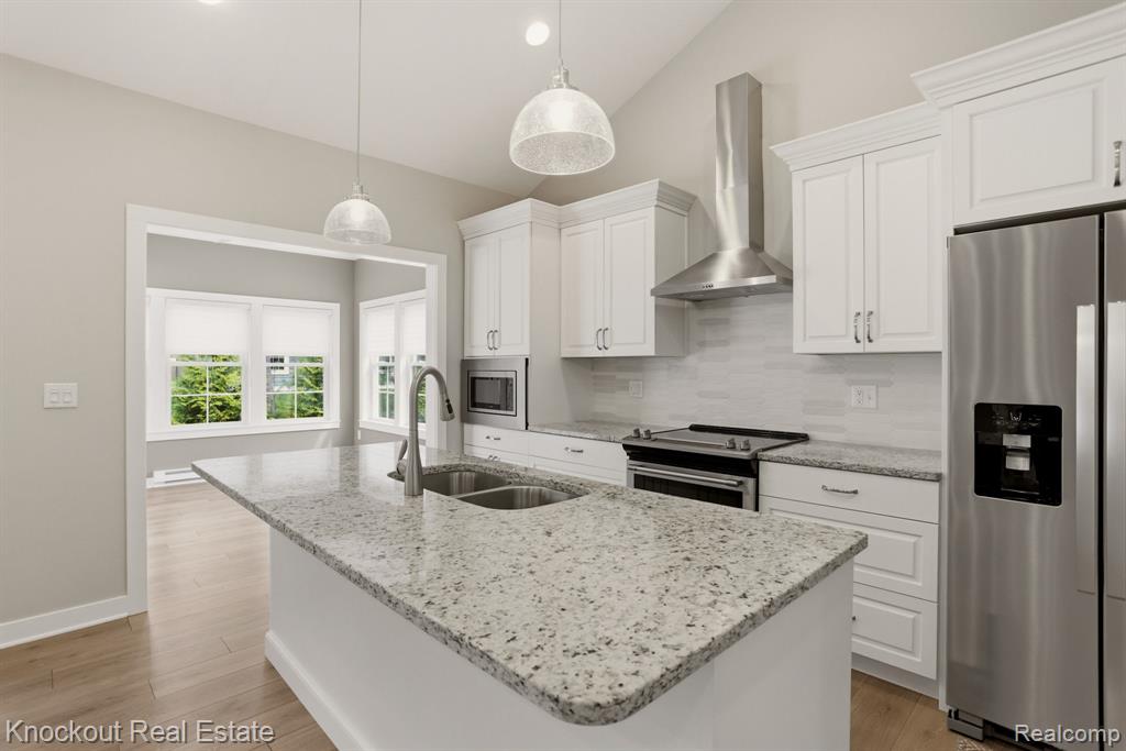 7422 Aspen Creek Drive, Midland, MI 48642 — Photo 15