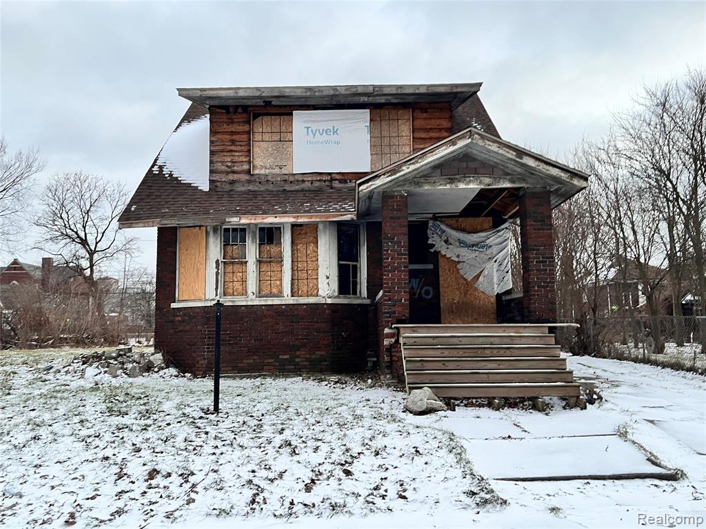 87 Hazelwood, Detroit, MI 48202 — front exterior