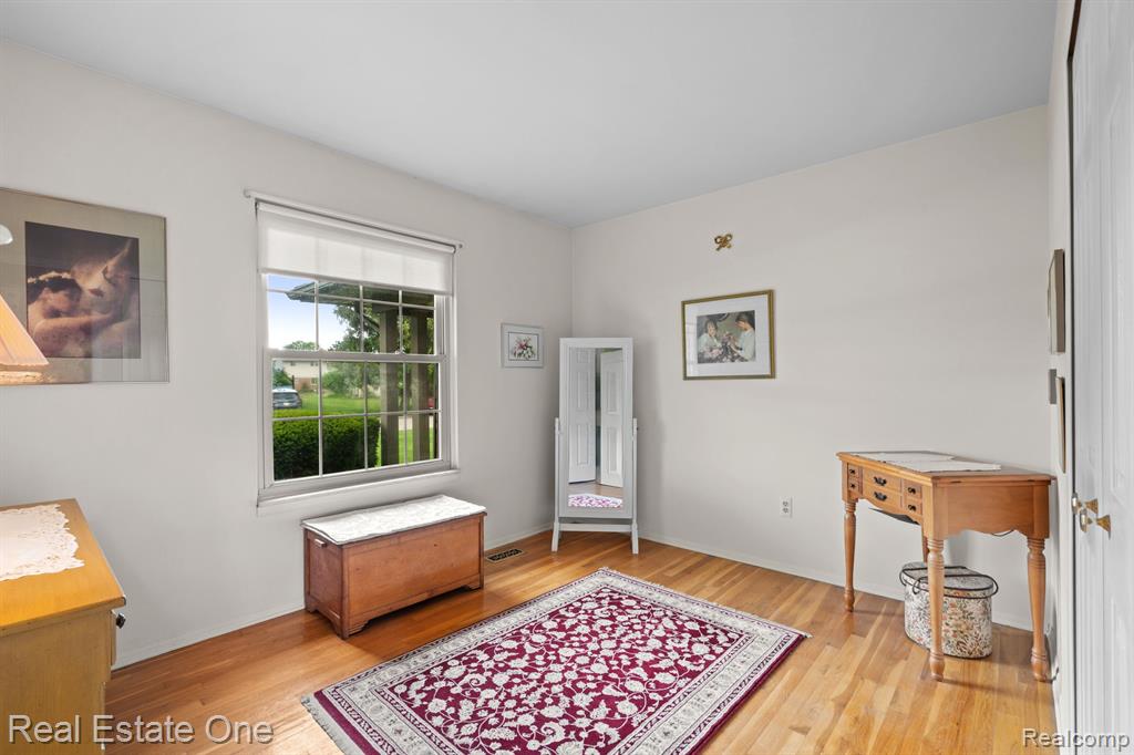 39664 Cadborough Drive, Clinton Twp, MI 48038 — Photo 30