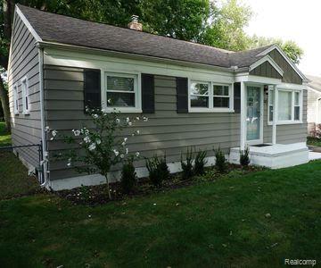 745 Robinwood Drive, Troy, MI 48083 — Photo 2