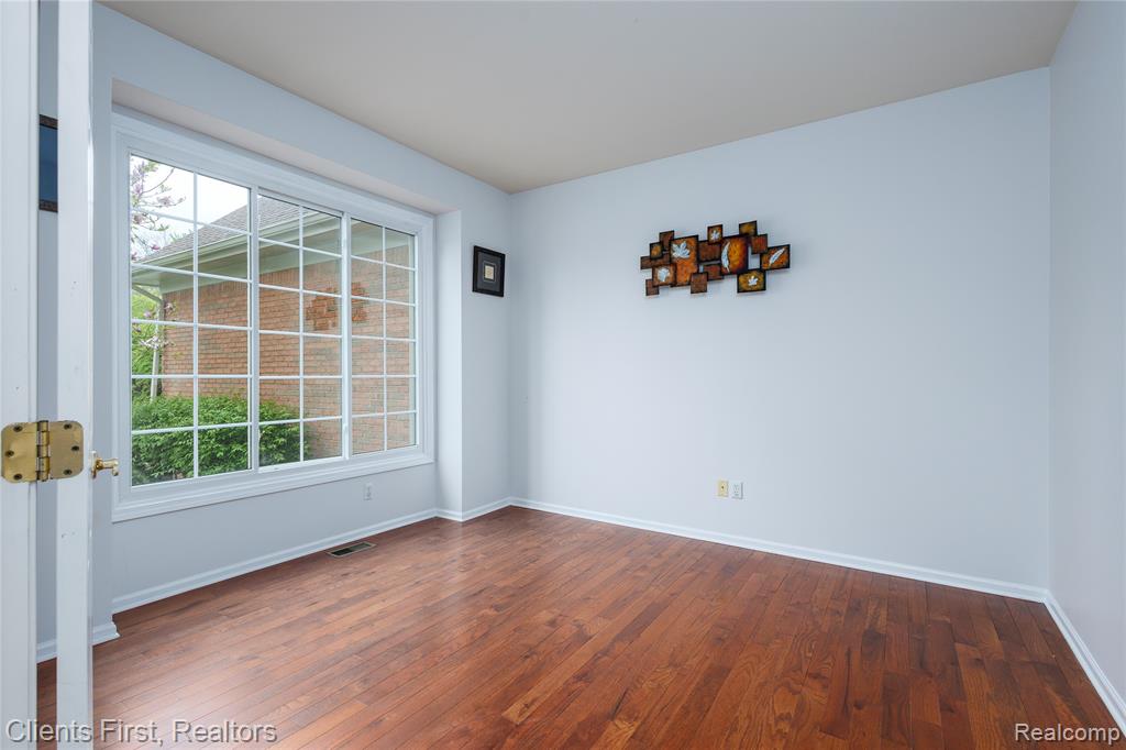 45498 Muirfield Drive, Canton, MI 48188 — Photo 10