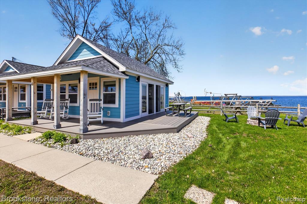 6330 W Houghton Lake Drive, Houghton Lake, MI 48629 — Photo 38