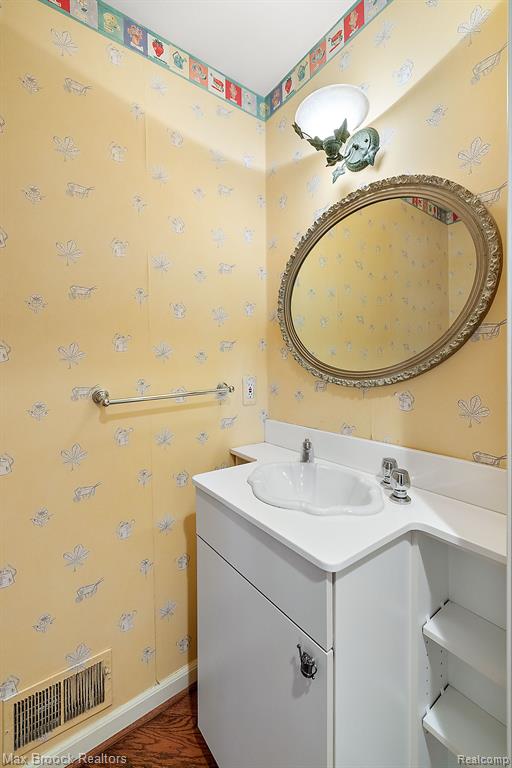 783 WOODDALE Road, Bloomfield Hills, MI 48301 — Photo 16