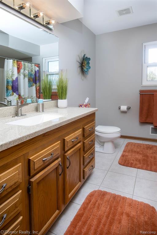 748 ALEXANDRIA Street, Marysville, MI 48040 — Photo 23