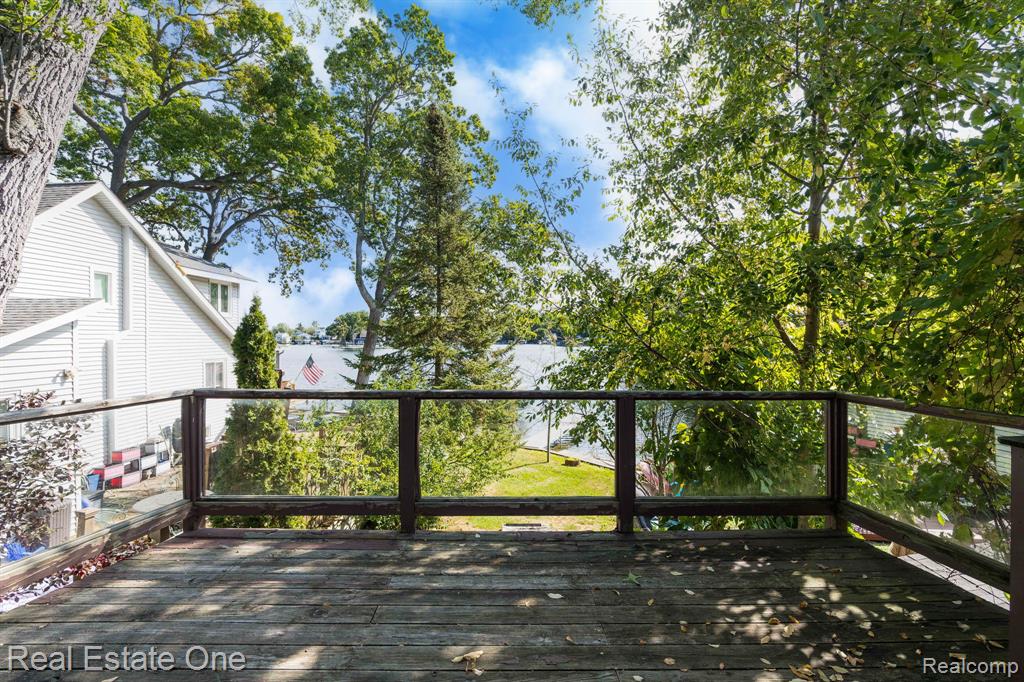 485 Bellevue Avenue, Lake Orion, MI 48362 — Photo 9