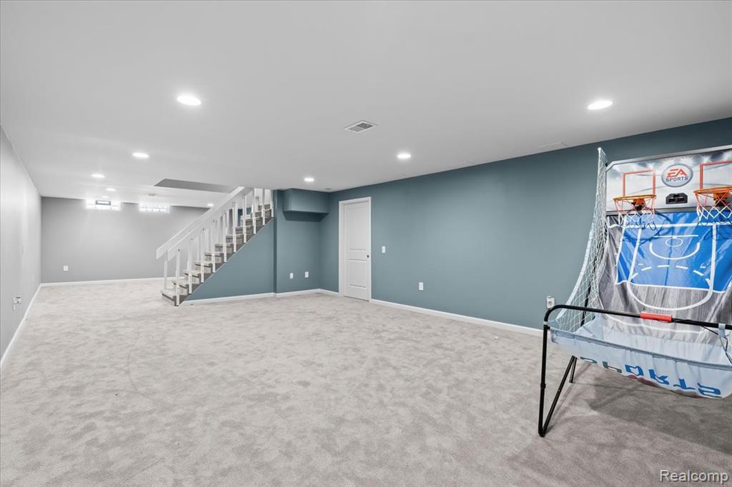 9112 Meadowdale Drive, Brighton, MI 48114 — Photo 35