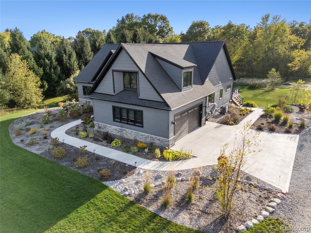 1920 Woodcreek Drive, Brighton, MI 48114 — Photo 45