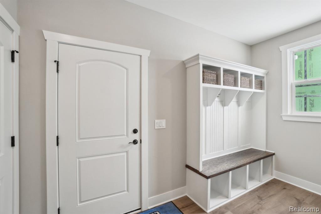 677 Round Rock Dr, Howell, MI 48843 — Photo 22