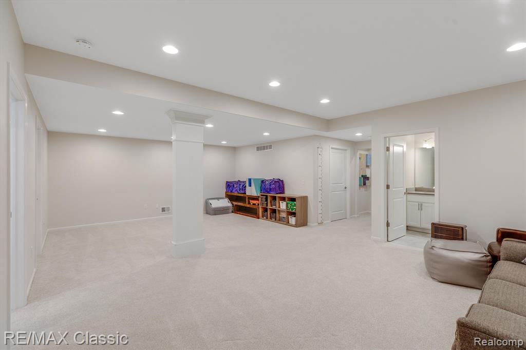 23774 SEMINOLE Trail, Novi, MI — Photo 37