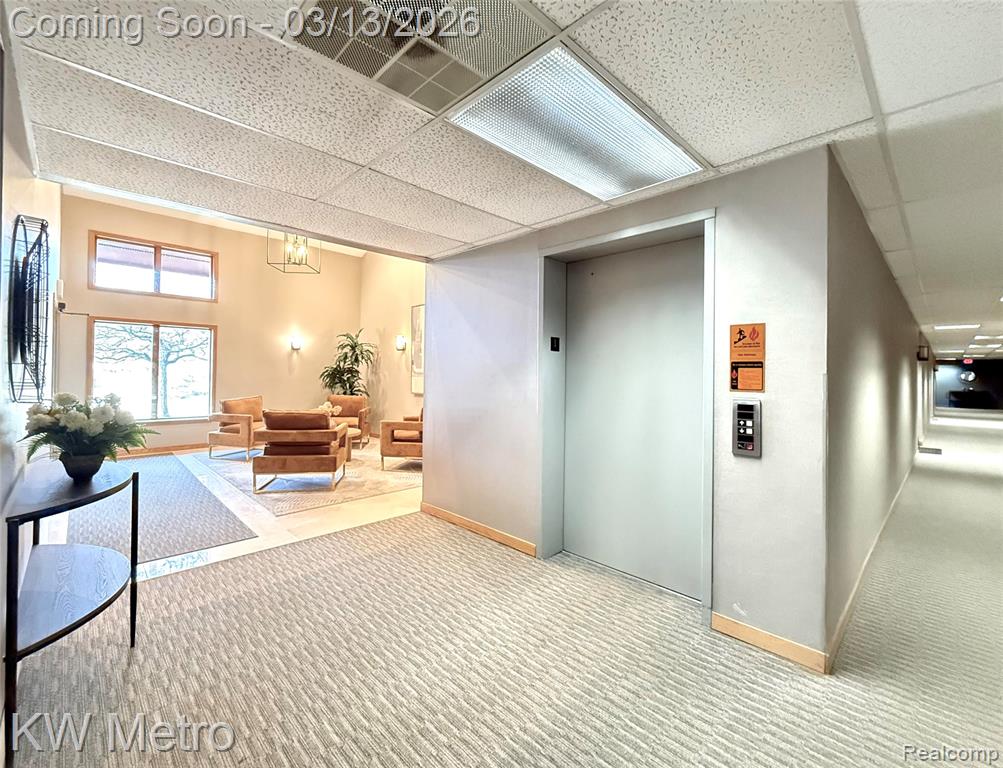 875 Greenview Court, Rochester Hills, MI 48307 — Photo 36