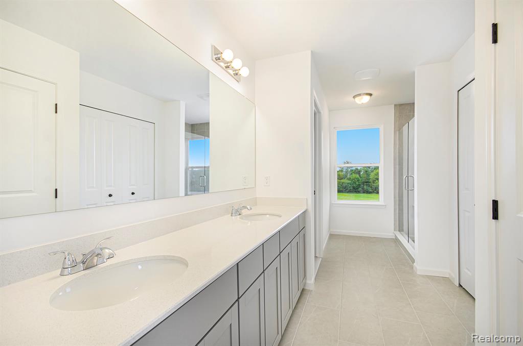 71716 Hidden River Drive, Armada, MI — Photo 19