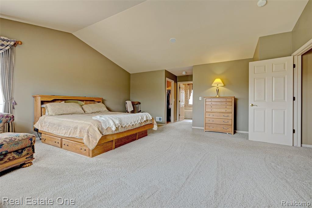 650 Eastlake Trail, Oxford, MI 48371 — Photo 24