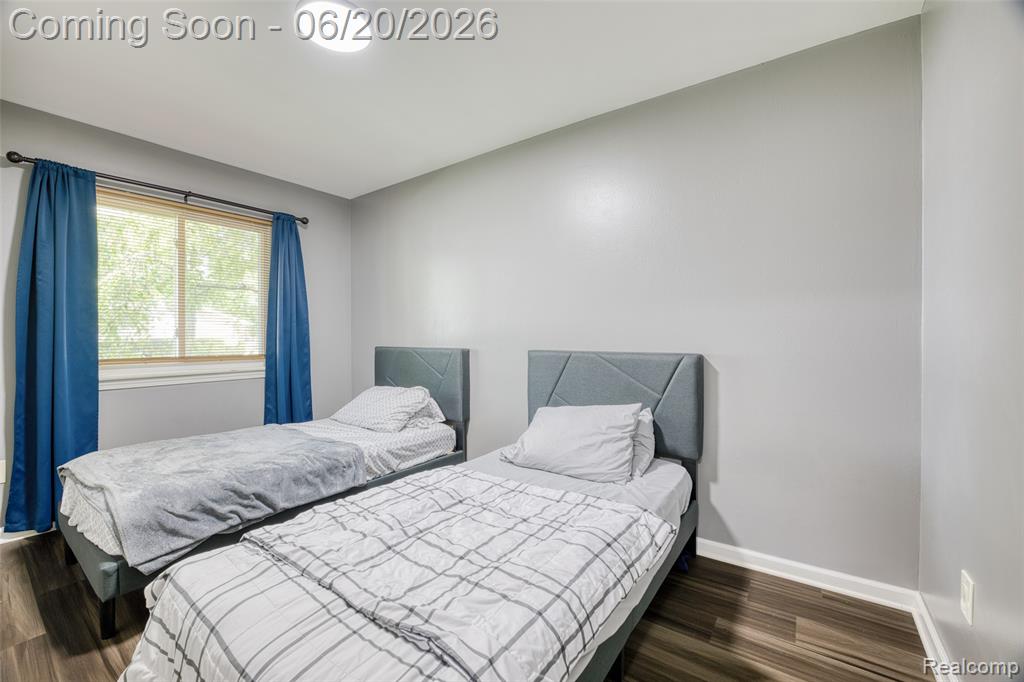 6631 Burnham Drive, Canton, MI 48187 — Photo 25