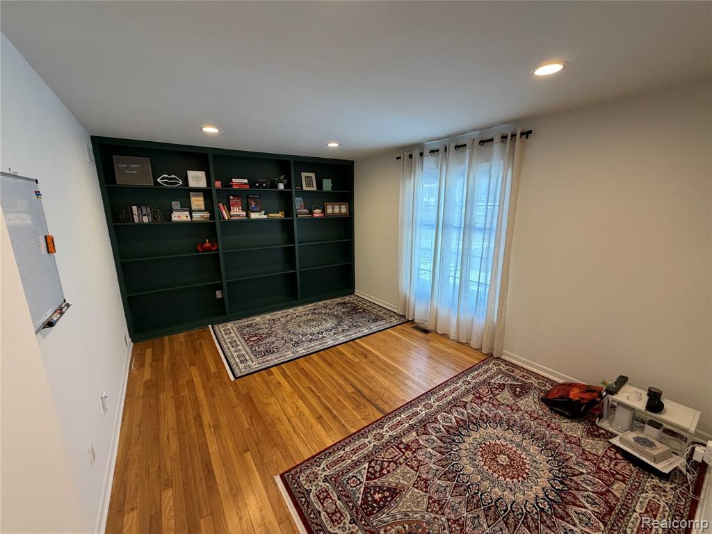 4205 Pinehurst Drive, West Bloomfield, MI — Photo 20