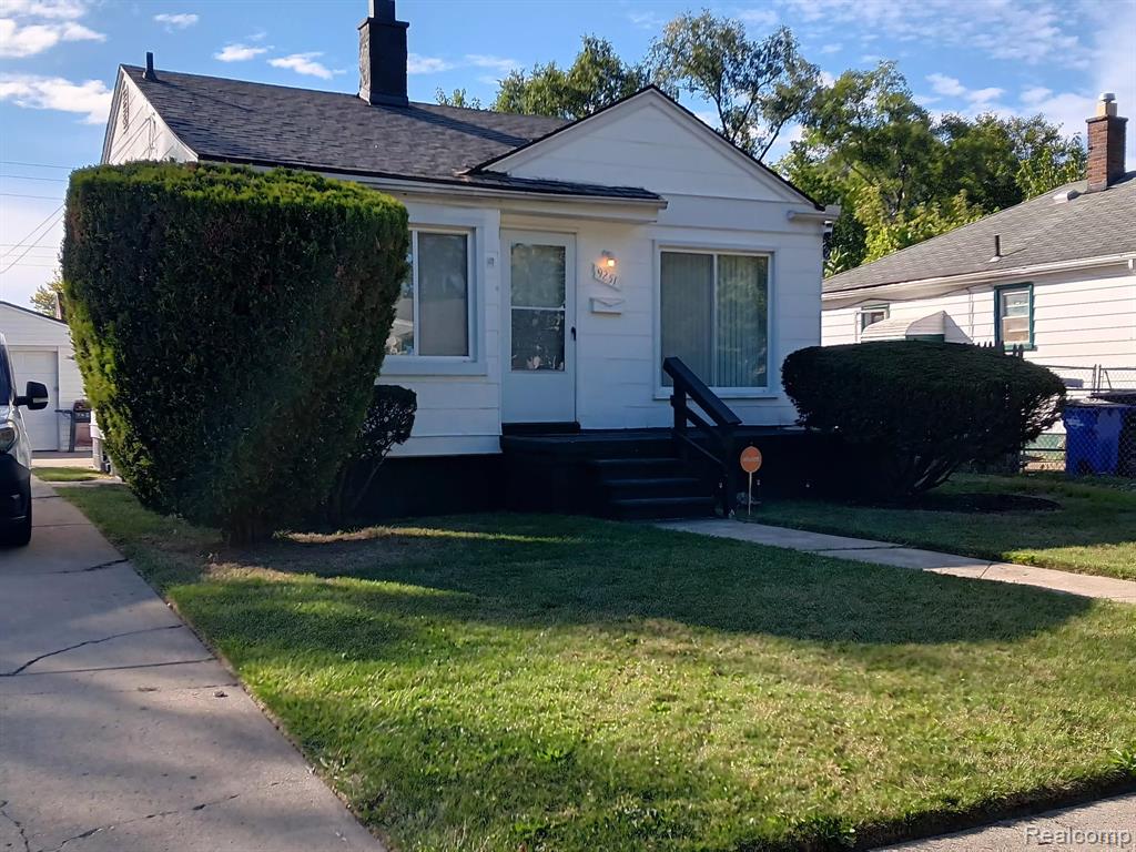 9251 PLAINVIEW, Detroit, MI 48228 — Photo 2