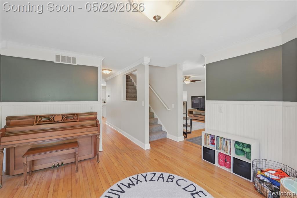 2360 Hickory Circle Drive, Howell, MI 48855 — Photo 13