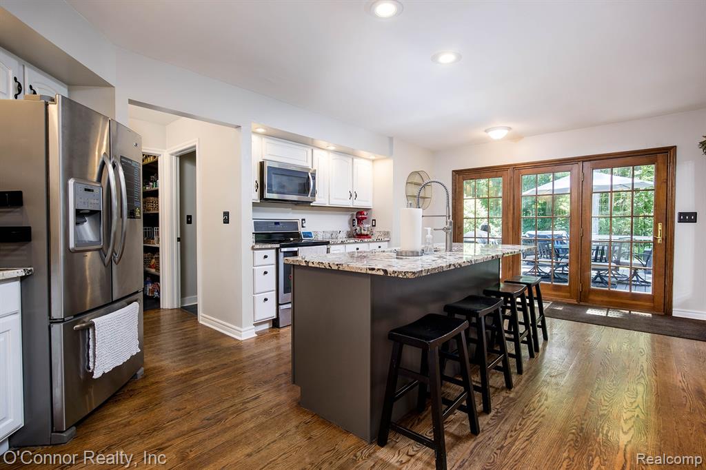 3239 Turnberry, Port Huron, MI 48060 — Photo 11