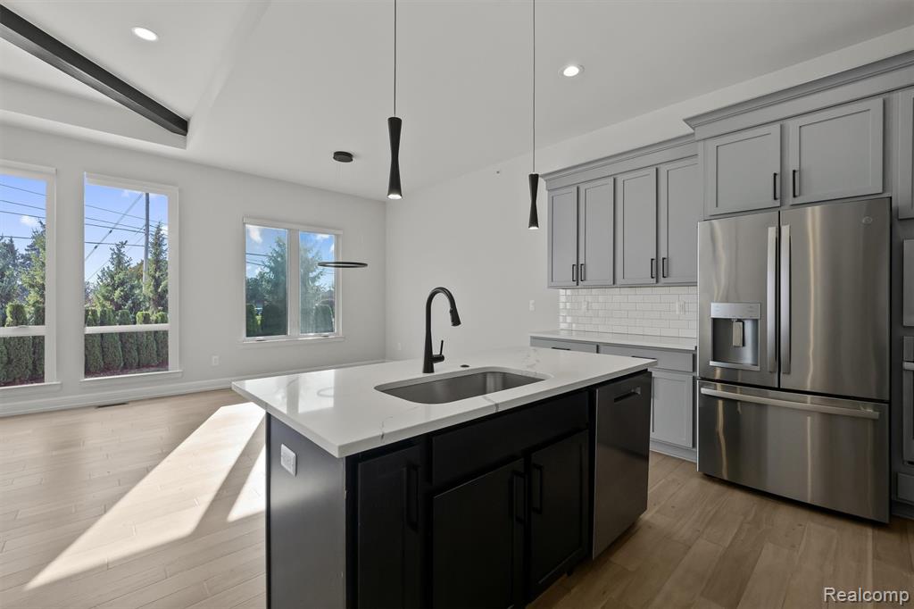 7507 Gramercy Circle Circle, West Bloomfield, MI — Photo 5