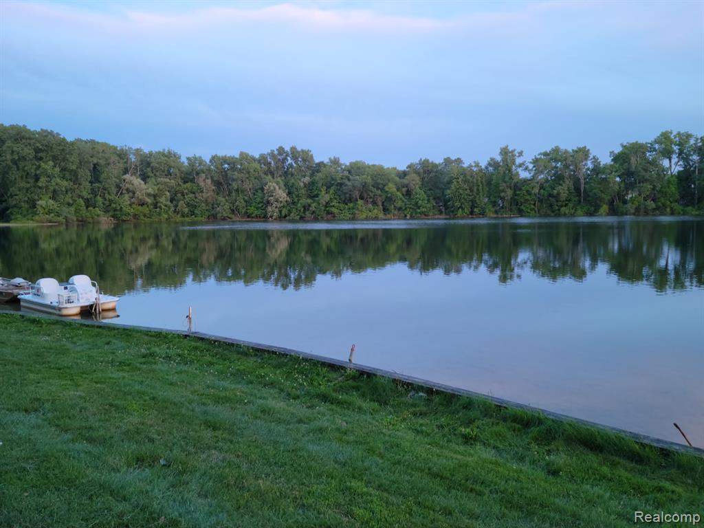 19347 Andover Court, Northville, MI 48167 — Photo 26