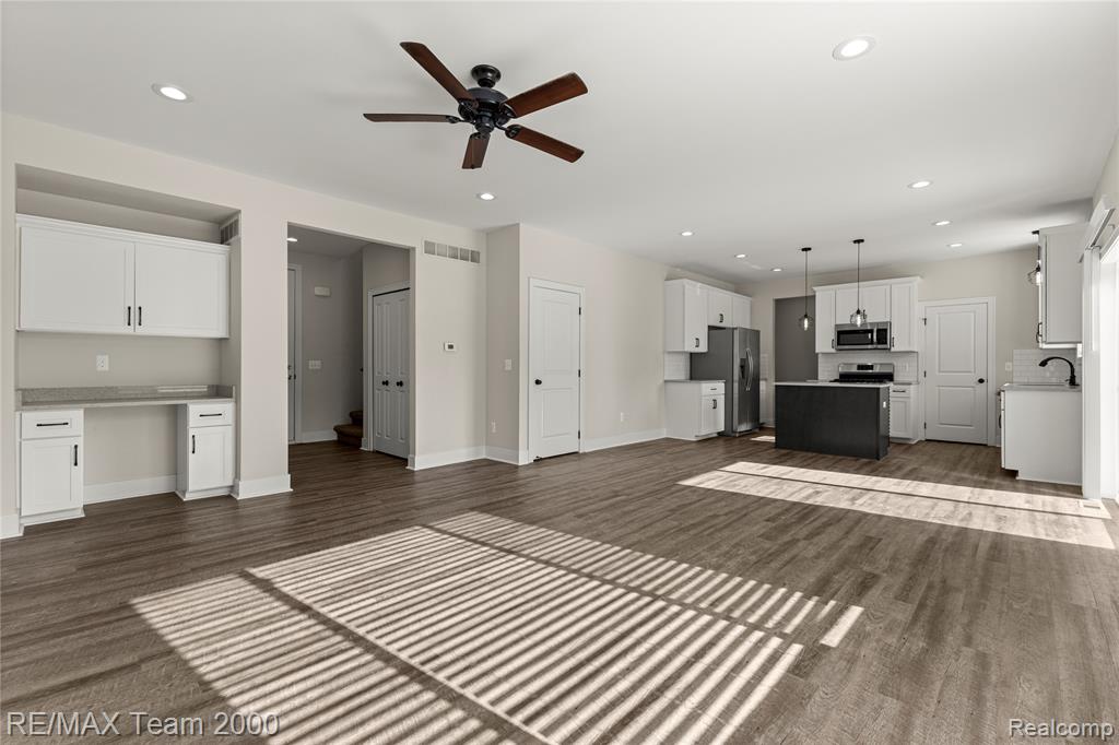 215 Clinton Street, Romeo, MI 48065 — Photo 6