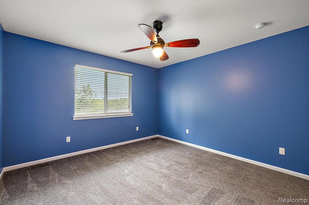 5390 Plantation Drive, Commerce Twp, MI 48382 — Photo 51
