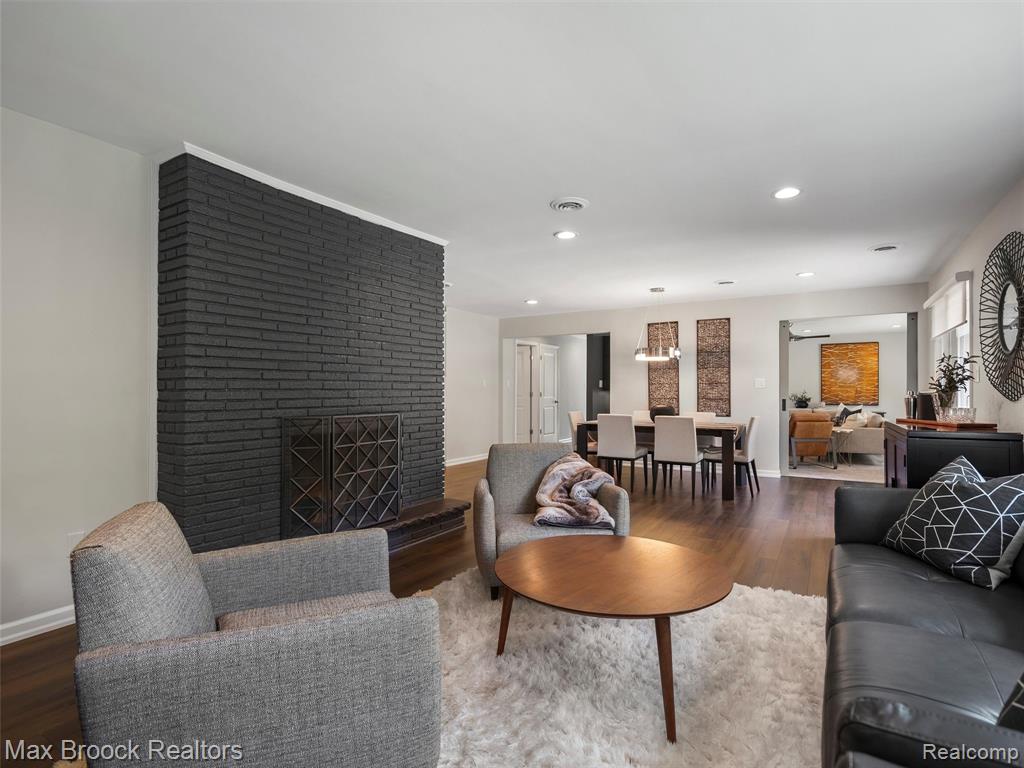4740 Burnley Drive, Bloomfield Hills, MI 48304 — Photo 20