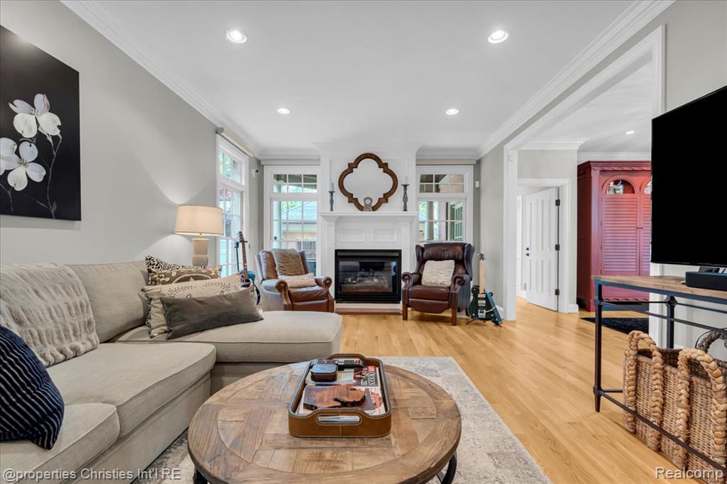 517 W Frank Street, Birmingham, MI 48009 — Photo 9