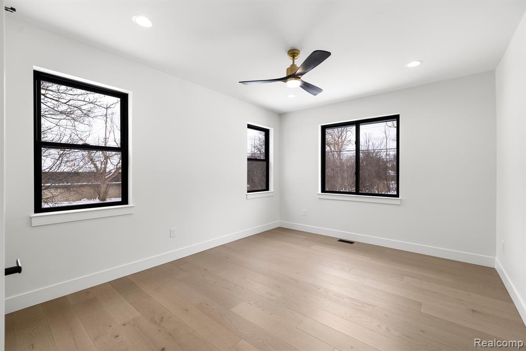 934 Marengo Drive, Troy, MI 48085 — Photo 21