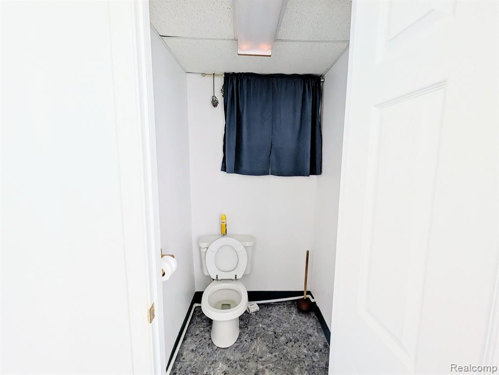 802 E BALTIMORE Boulevard, Flint, MI 48505 — Photo 14