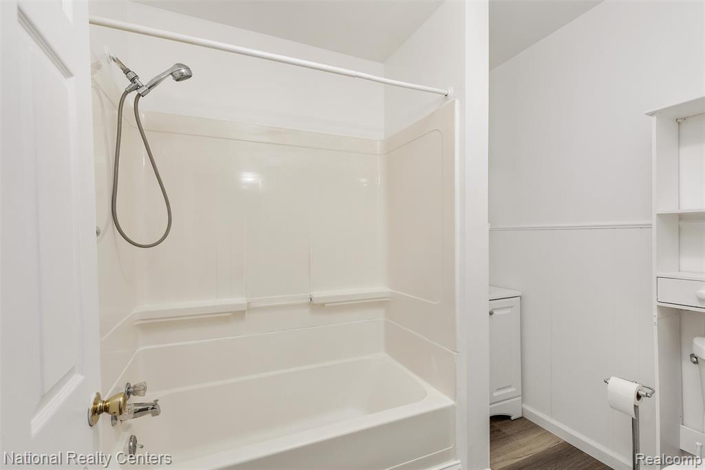 7528 Studebaker Avenue, Warren, MI 48091 — Photo 13