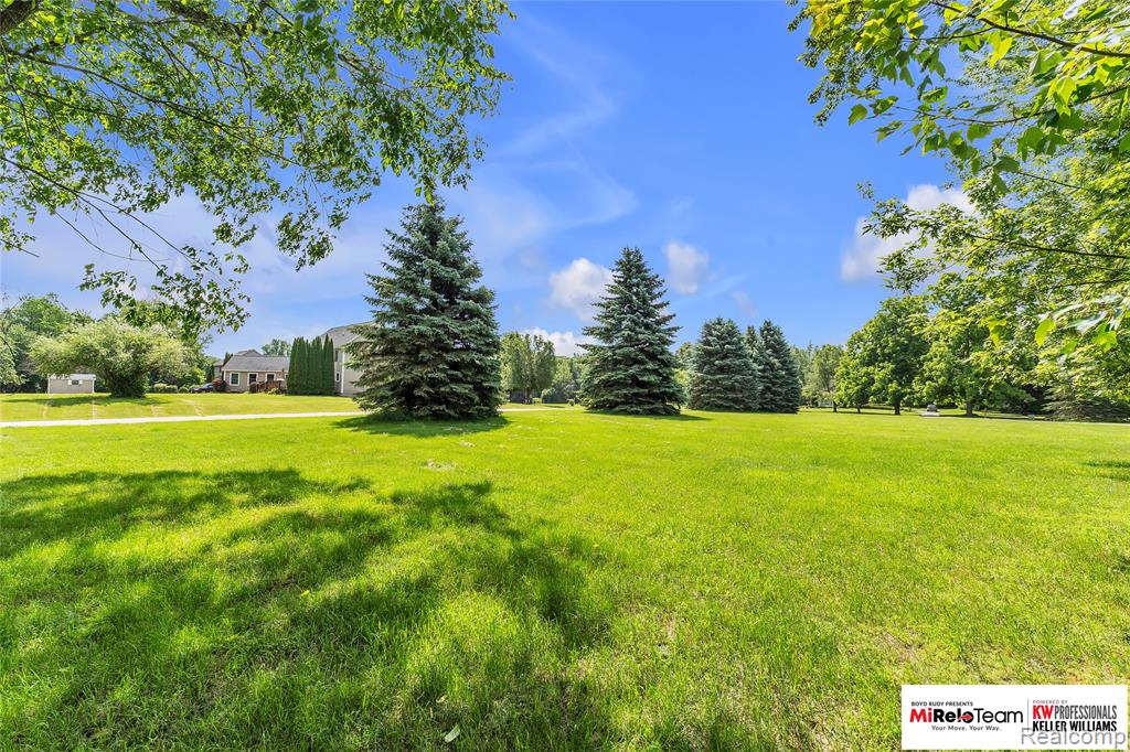 9844 Pine Knob Road, Clarkston, MI 48348 — Photo 37