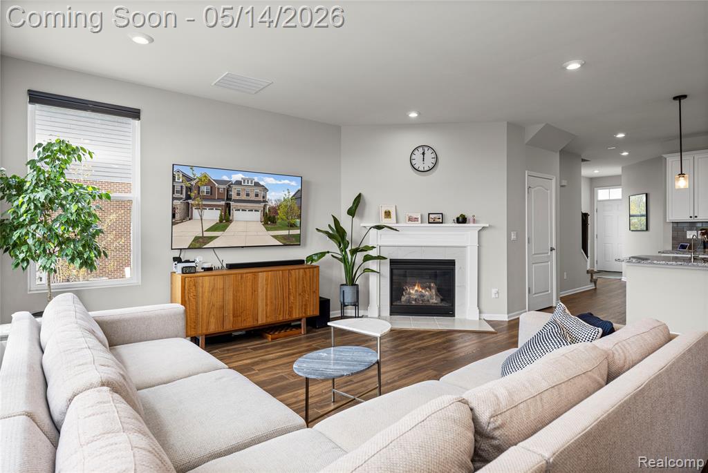 43235 Heron Drive, Novi, MI — Photo 6