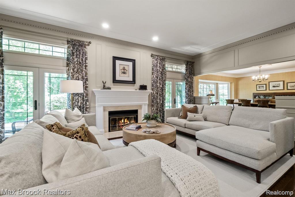 6082 N Shore Drive, West Bloomfield, MI 48324 — Photo 6