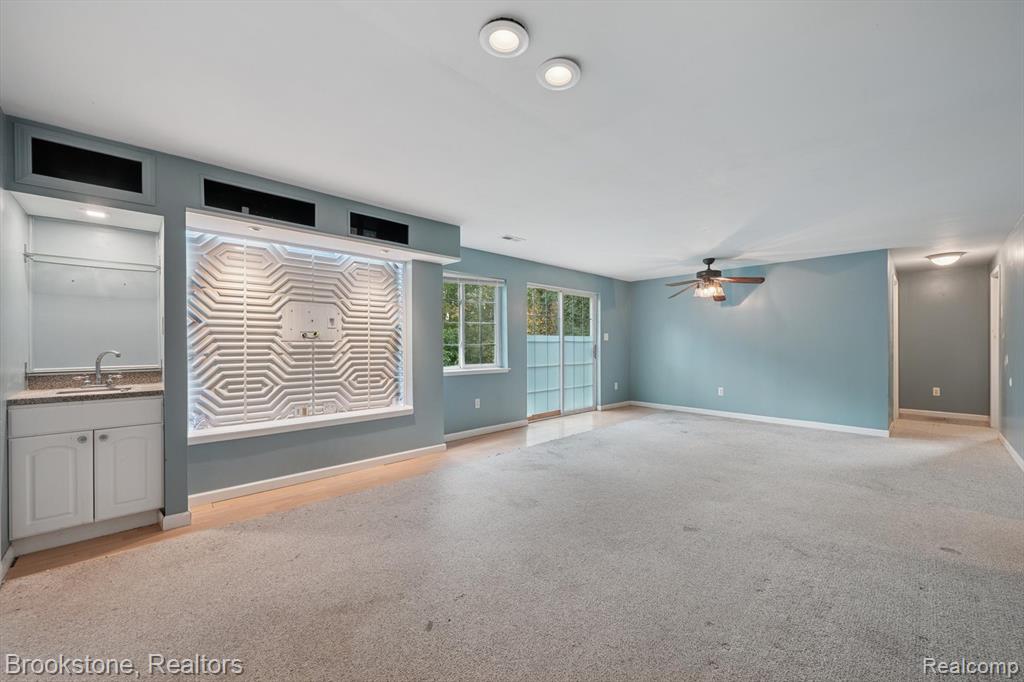 9088 Posey Drive, Whitmore Lake, MI 48189 — Photo 37